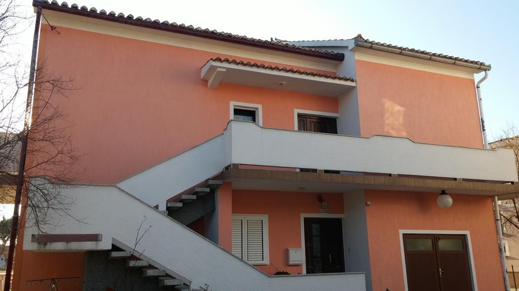 Apartment Martina Banjol Exterior photo